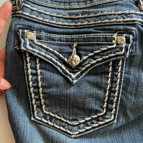 Miss Me Women's Signature Cuffed Capri Jeans Rhinestone Flap Pocket Cropped 29 - Picture 9 of 10